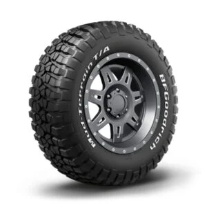 245/75R17 SUV Tyre – Premium Radial Tubeless Tyre for SUVs